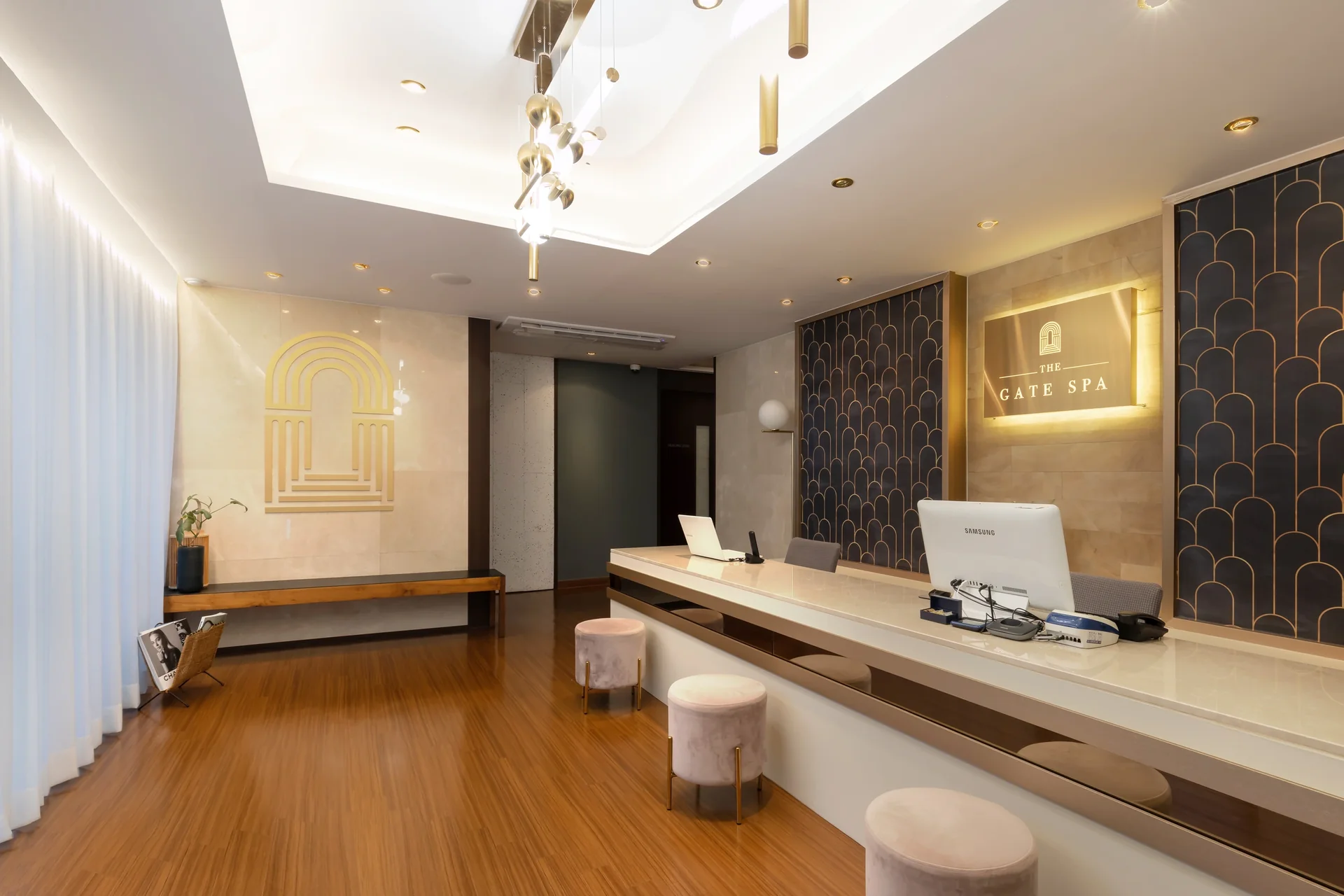 THE GATE SPA 2